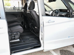 Минивэн Nissan Serena 2019 года, 2329000 рублей, Кирилловка