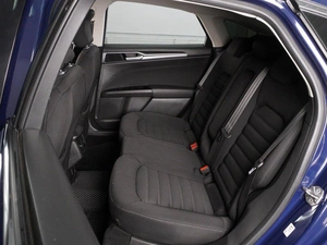 Седан Ford Mondeo 2016 года, 1998000 рублей, Красный Пахарь