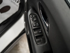 Внедорожник Honda Vezel 2018 года, 1799000 рублей, Красноярск