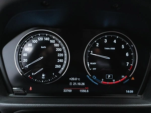 Седан BMW 1 серия 2022 года, 2070000 рублей, Красноярск