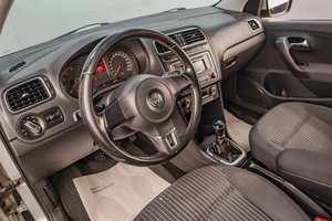 Седан Volkswagen Polo 2013 года, 779000 рублей, Челябинск