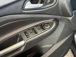 Внедорожник Ford Kuga 2017 года, 1750000 рублей, Уфа