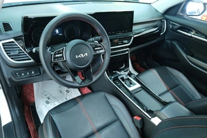 Внедорожник Kia KX3 2021 года, 2209000 рублей, Омск