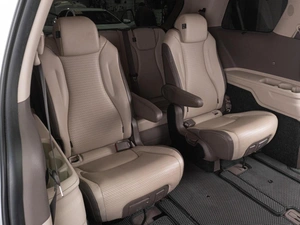 Минивэн Kia Carnival 2020 года, 4269000 рублей, Тюмень