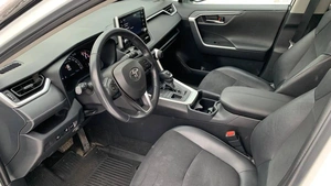 Внедорожник Toyota RAV4 2021 года, 3805000 рублей, Красноярск