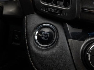 Внедорожник Toyota RAV4 2013 года, 2190000 рублей, Краснодар