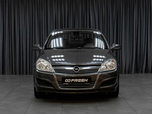 Седан Opel Astra 2010 года, 519000 рублей, Тюмень