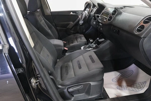 Внедорожник Volkswagen Tiguan 2009 года, 1119000 рублей, Новокузнецк