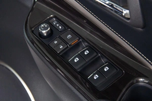 Внедорожник Toyota Harrier 2018 года, 2959000 рублей, Сургут