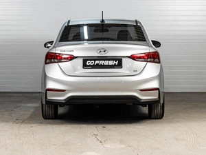 Седан Hyundai Solaris 2019 года, 1537000 рублей, Ставрополь