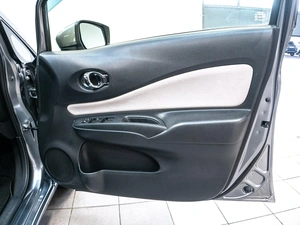 Хетчбэк Nissan Note 2017 года, 960000 рублей, Красноярск