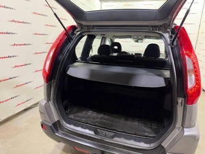 Внедорожник Nissan X-Trail 2012 года, 1330000 рублей, Красноярск