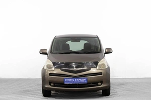 Хетчбэк Toyota Ractis 2006 года, 709000 рублей, Барнаул