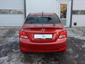 Седан Hyundai Solaris 2015 года, 1090000 рублей, Железногорск