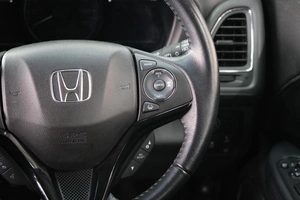 Внедорожник Honda Vezel 2020 года, 2299000 рублей, Омск