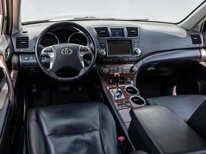 Внедорожник Toyota Highlander 2010 года, 1929000 рублей, Краснодар
