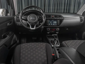 Хетчбэк Kia Rio X-Line 2020 года, 1749000 рублей, Тюмень