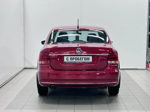 Седан Volkswagen Polo 2015 года, 1149000 рублей, Красноярск