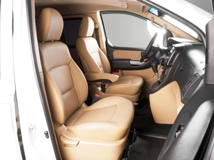 Минивэн Hyundai H-1 2016 года, 2749000 рублей, Минеральные Воды