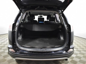 Внедорожник Toyota RAV4 2017 года, 2559900 рублей, Казань