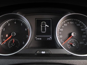 Хетчбэк Volkswagen Golf 2014 года, 1380000 рублей, Омск