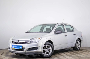 Седан Opel Astra 2010 года, 689000 рублей, Пермь