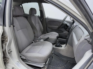 Седан Kia Rio 2000 года, 300000 рублей, Ростов-на-Дону