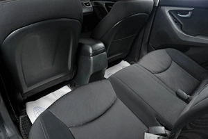 Седан Hyundai Elantra 2015 года, 959000 рублей, Тюмень