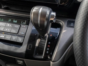 Минивэн Honda Stepwgn 2016 года, 1599000 рублей, Краснодар