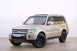 Внедорожник Mitsubishi Pajero 2007 года, 1799000 рублей, Омск