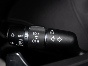 Внедорожник Jaguar F-Pace 2018 года, 2850000 рублей, Санкт-Петербург