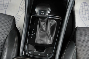 Внедорожник Skoda Karoq 2021 года, 2189000 рублей, Тюмень