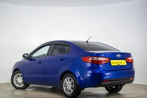 Седан Kia Rio 2012 года, 899000 рублей, Оренбург