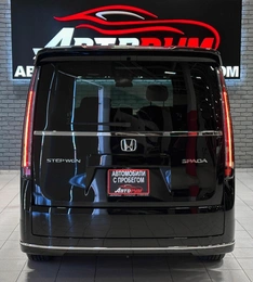 Минивэн Honda Stepwgn Spada 2023 года, 2950000 рублей, Красноярск