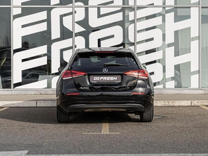 Хетчбэк Mercedes-benz A-класс 2019 года, 2130000 рублей, Краснодар