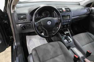Седан Volkswagen Jetta 2009 года, 739000 рублей, Новокузнецк
