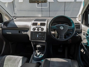 Минивэн Volkswagen Touran 2010 года, 820000 рублей, Краснодар