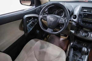 Внедорожник Toyota RAV4 2010 года, 1299000 рублей, Новокузнецк