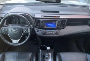 Внедорожник Toyota RAV4 2016 года, 2390000 рублей, Солонцы