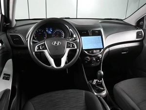 Седан Hyundai Solaris 2015 года, 969000 рублей, Аксай