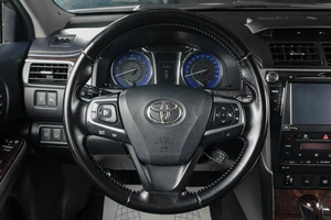 Седан Toyota Camry 2015 года, 2079000 рублей, Тюмень
