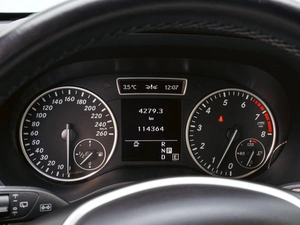 Хетчбэк Mercedes-benz B-класс 2013 года, 1148070 рублей, Краснодар