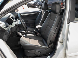 Седан Opel Astra 2014 года, 730000 рублей, Краснодар