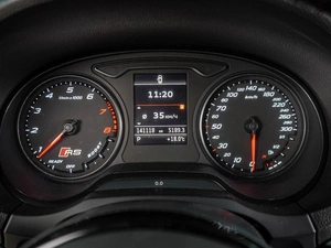 Хетчбэк Audi RS3 2016 года, 2999000 рублей, Воронеж