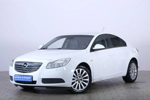 Седан Opel Insignia 2013 года, 1049000 рублей, Омск