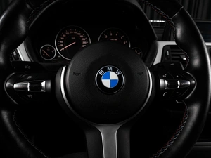 Седан BMW 3 серия 2018 года, 2399000 рублей, Тюмень
