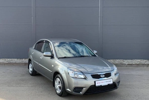 Седан Kia Rio 2011 года, 570000 рублей, Солонцы
