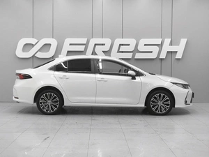 Седан Toyota Corolla 2021 года, 1900000 рублей, Ростов-на-Дону