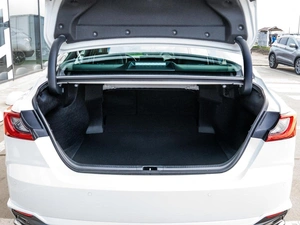 Седан Toyota Camry 2025 года, 4559000 рублей, Краснодар