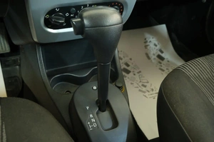 Хетчбэк Renault Sandero 2010 года, 559000 рублей, Омск